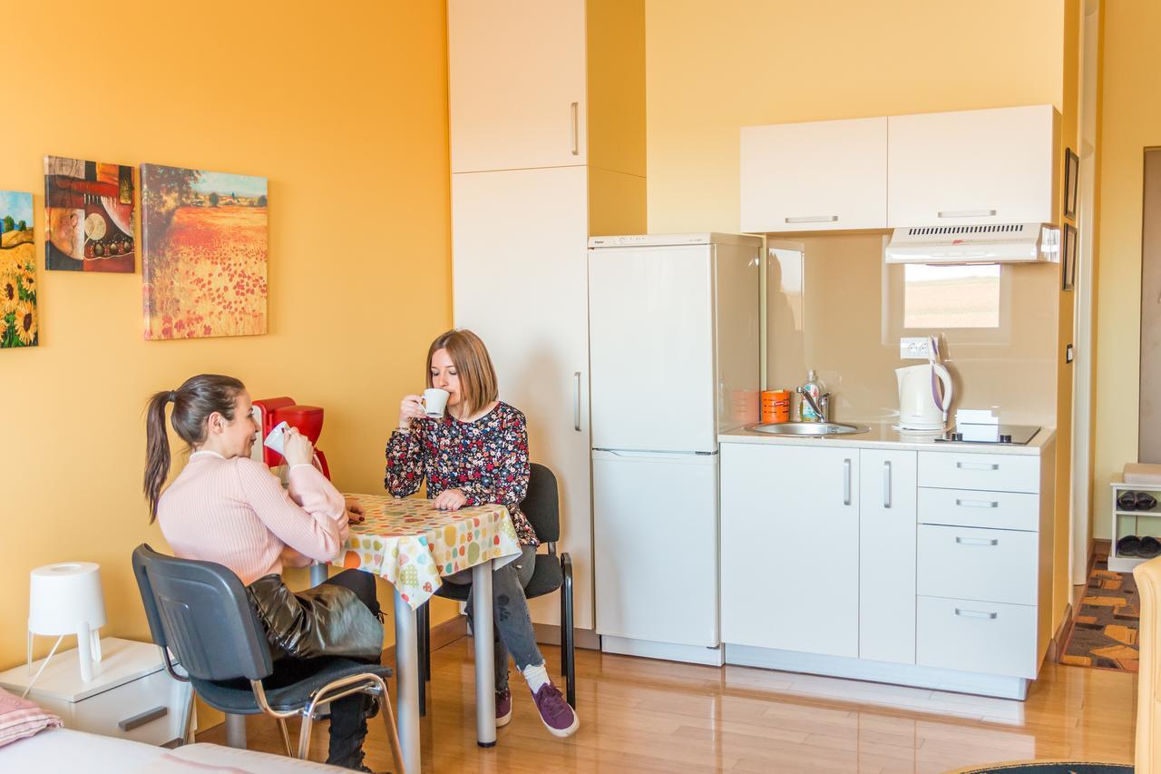 Kalanj Apartmani I Sobe 베오그라드 외부 사진